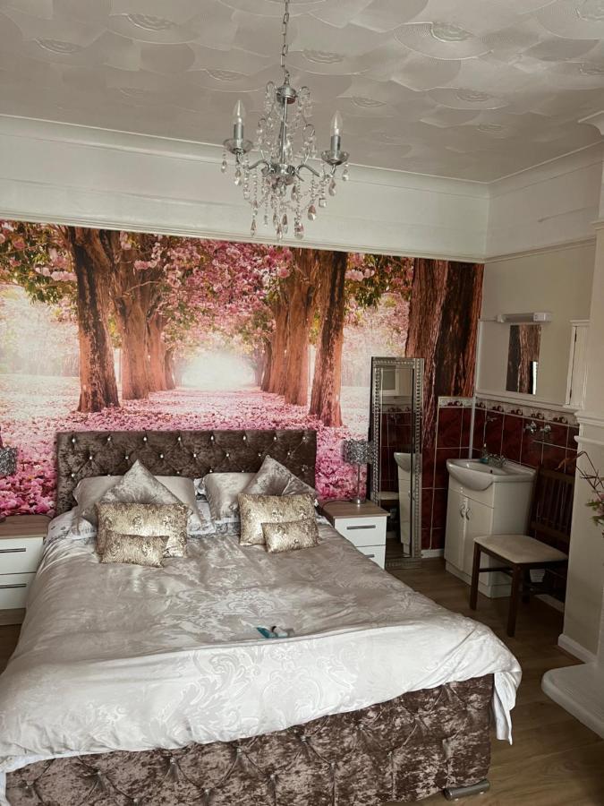 Jasmine House Bed & Breakfast นิวคีย์ ภายนอก รูปภาพ