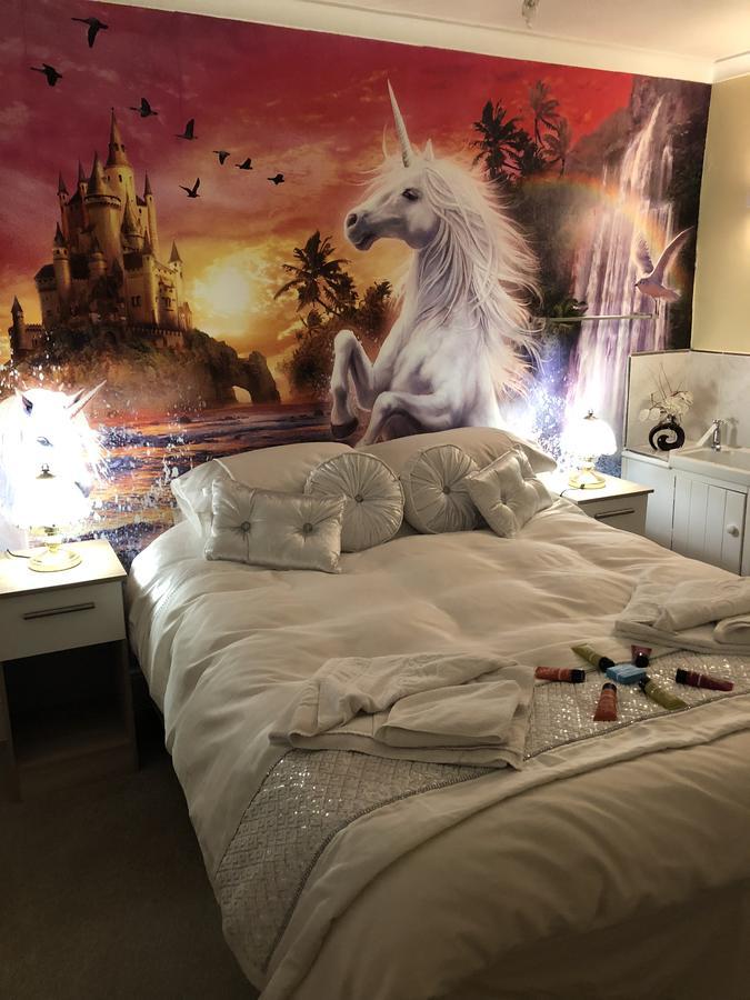 Jasmine House Bed & Breakfast นิวคีย์ ภายนอก รูปภาพ