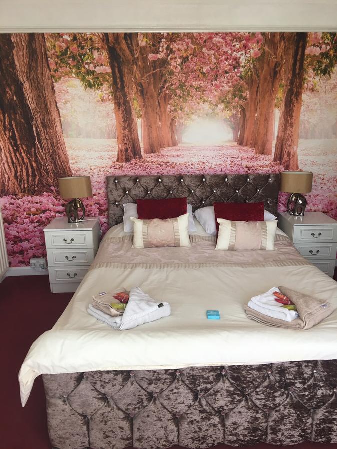 Jasmine House Bed & Breakfast นิวคีย์ ภายนอก รูปภาพ